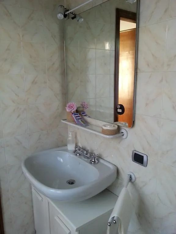 B&B Gloria Gallarate 0*,  Włochy